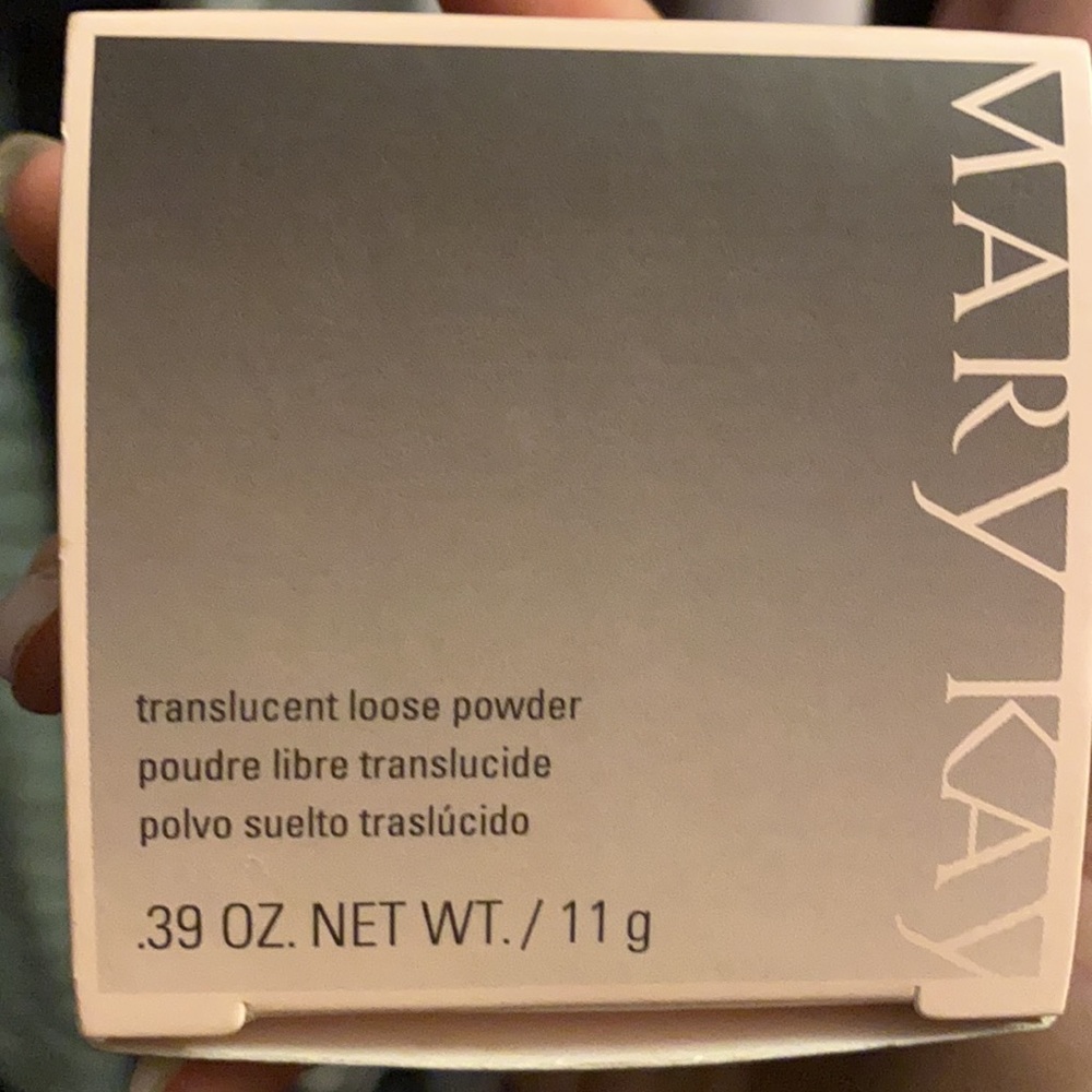 MK translucent loose powder